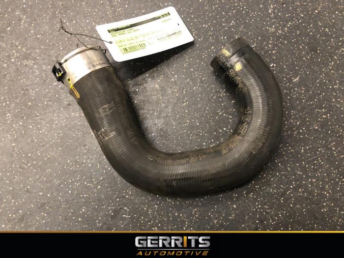 Usagé Tuyau intercooler Opel Mokka/Mokka X 1.4 Turbo 16V 4x2 Prix € 38,48 Règlement à la marge proposé par Gerrits Automotive BV