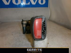 Gebrauchte Sicherheitsgurt Schließe rechts hinten Volvo V70 (SW) 2.4 D5 20V Preis € 21,98 Margenregelung angeboten von Gerrits Automotive