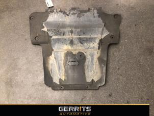 Used Engine protection panel Renault Kangoo Express (FW) 1.5 dCi 90 FAP Price € 66,53 Inclusive VAT offered by Gerrits Automotive