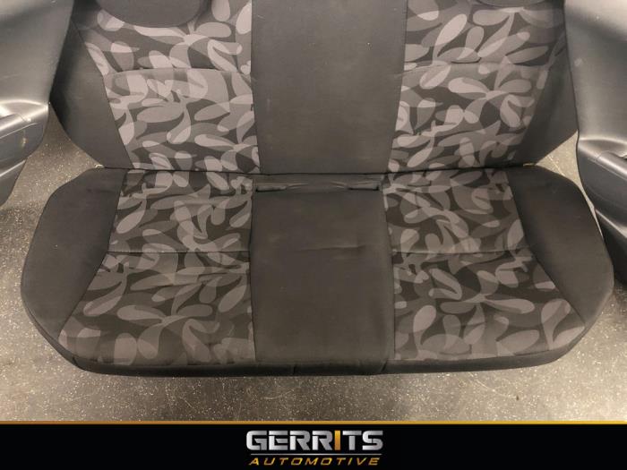 Set of upholstery (complete) from a Suzuki Alto (GF) 1.0 12V 2010