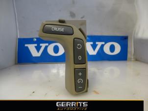 Używane Obsluga tempomatu Volvo S80 (TR/TS) 2.4 SE 20V 170 Kat. Cena € 21,98 Procedura marży oferowane przez Gerrits Automotive