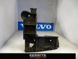 Used Rear bumper bracket, left Volvo XC70 (BZ) 2.4 D5 20V AWD Price € 21,98 Margin scheme offered by Gerrits Automotive