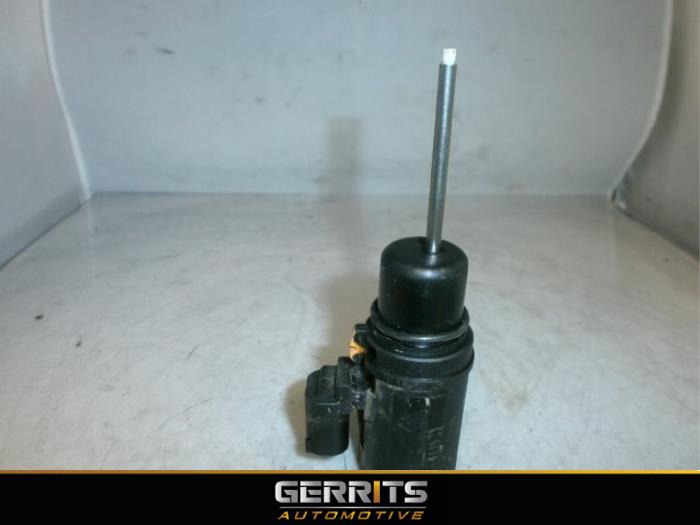 Begagnade Sensor (övriga) Volvo V50 (MW) 2.0 D 16V Pris € 27,48 Marginaltabell erbjuds av Gerrits Automotive BV