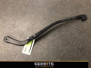 Used Front wiper arm BMW 3 serie (E90) 330i 24V Price € 21,98 Margin scheme offered by Gerrits Automotive