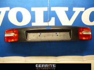 Używane Belka tylnego swiatla pozycyjnego lewa + prawa Volvo V40 (VW) 1.9 D Cena € 43,98 Procedura marży oferowane przez Gerrits Automotive