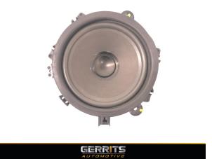 Used Speaker Volvo V50 (MW) 1.6 D 16V Price € 37,40 Margin scheme offered by Gerrits Automotive