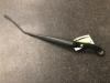 Front wiper arm from a Chevrolet Spark (M300) 1.0 16V Bifuel 2011