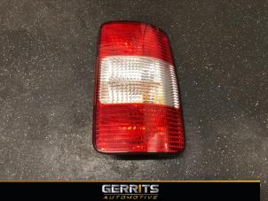 Używane Tylne swiatlo pozycyjne prawe Volkswagen Caddy III (2KA,2KH,2CA,2CH) 1.9 TDI Cena € 21,98 Procedura marży oferowane przez Gerrits Automotive