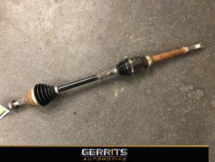 Used Front drive shaft, right Peugeot 308 SW (L4/L9/LC/LJ/LR) 1.5 BlueHDi 130 Price € 49,99 Margin scheme offered by Gerrits Automotive