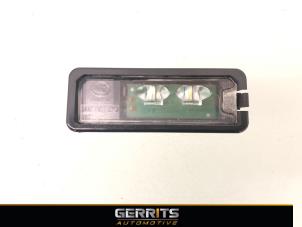 Używane Oswietlenie tablicy rejestracyjnej Seat Leon (5FB) 1.4 TSI ACT 16V Cena € 19,99 Procedura marży oferowane przez Gerrits Automotive
