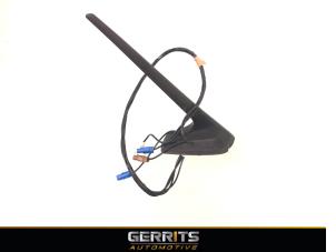 Used Antenna Renault Clio V (RJAB) 1.6 E-Tech 140 16V Price € 82,48 Margin scheme offered by Gerrits Automotive