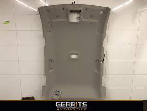 Usagé Revêtement plafond Hyundai iX35 (LM) 1.6 GDI 16V Prix € 164,98 Règlement à la marge proposé par Gerrits Automotive