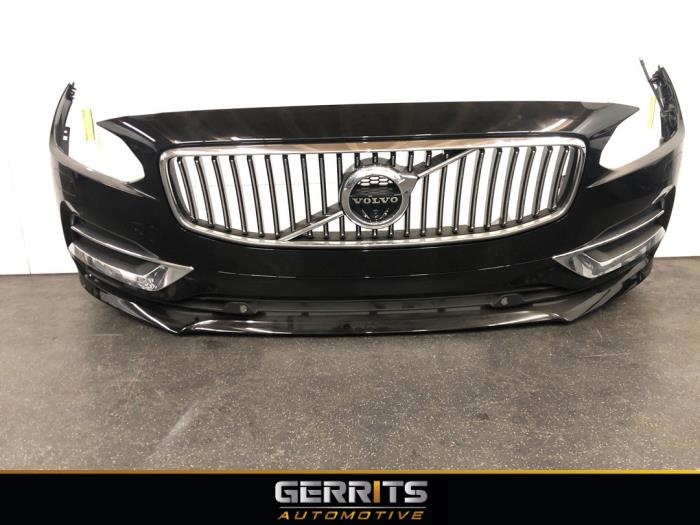 Front bumper Volvo V90 II 2.0 T8 Twin Engine 16V AWD - 31395866