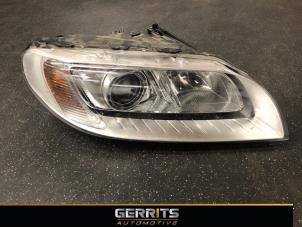 Used Headlight, right Volvo V70 (BW) 3.0 T6 24V AWD Price € 499,99 Margin scheme offered by Gerrits Automotive