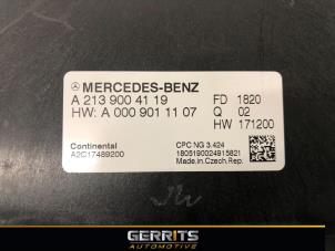 Automatic gearbox computer from a Mercedes-Benz A (177.0) 2.0 A-250 Turbo 16V 2018