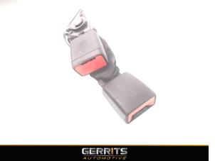 Used Rear seatbelt buckle, centre Mercedes A (177.0) 2.0 A-250 Turbo 16V Price € 27,48 Margin scheme offered by Gerrits Automotive