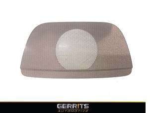 Used Speaker cap Mercedes A (177.0) 2.0 A-250 Turbo 16V Price € 32,98 Margin scheme offered by Gerrits Automotive