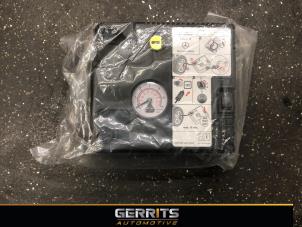 Used Compressor Mercedes A (177.0) 2.0 A-250 Turbo 16V Price € 38,48 Margin scheme offered by Gerrits Automotive