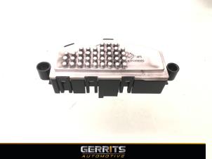 Used Heater resistor Skoda Octavia Combi (5EAC) 1.2 TSI 16V Price € 10,98 Margin scheme offered by Gerrits Automotive