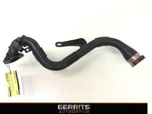 Used Intercooler tube Renault Captur (2R) 0.9 Energy TCE 12V Price € 27,48 Margin scheme offered by Gerrits Automotive