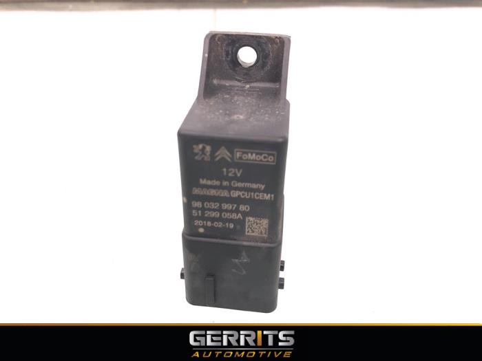 Glow plug relay from a Ford Mondeo V Wagon 1.5 TDCi 2018
