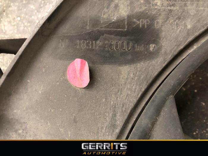 Cooling fans Opel Vivaro 1.9 DI 91168027 Gerrits Automotive
