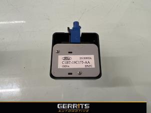 Używane Antena GPS Ford Fiesta 6 (JA8) 1.0 EcoBoost 12V 100 Cena € 38,48 Procedura marży oferowane przez Gerrits Automotive
