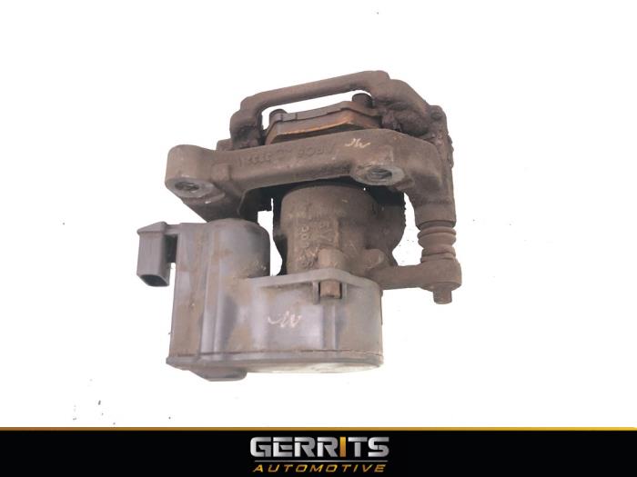 Używane Bremszange links hinten Citroen C4 Picasso (3D/3E) 1.6 e-HDi 115 Cena € 87,98 Procedura marży oferowane przez Gerrits Automotive BV
