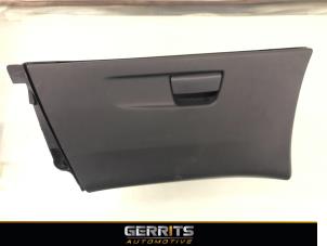 Usados Guantera Citroen C4 Picasso (3D/3E) 1.6 e-HDi 115 Precio € 65,98 Norma de margen ofrecido por Gerrits Automotive