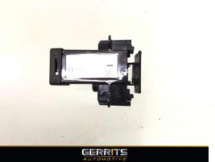 Used Card reader (lock) Citroen C4 Picasso (3D/3E) 1.6 e-HDi 115 Price € 38,48 Margin scheme offered by Gerrits Automotive