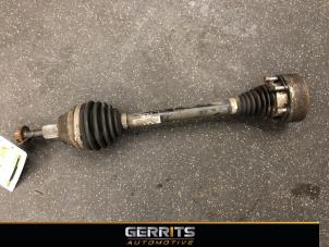 Used Front drive shaft, left Volkswagen Golf VII (AUA) 1.2 TSI 16V Price € 82,48 Margin scheme offered by Gerrits Automotive