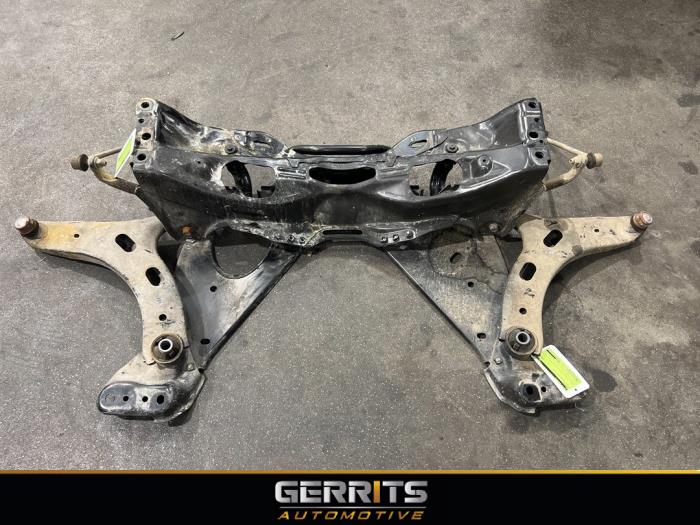 Subframe from a Subaru Forester (SJ) 2.0 16V X 2021