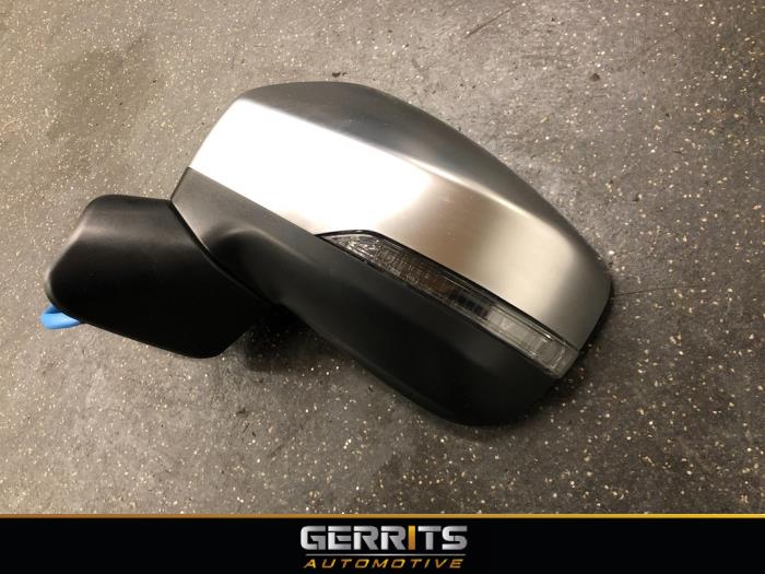 Wing mirror, left from a Subaru Forester (SJ) 2.0 16V X 2021