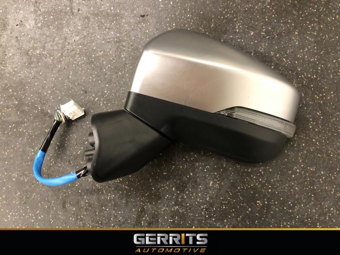 Wing mirror, left from a Subaru Forester (SJ) 2.0 16V X 2021