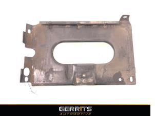 Used Battery box Volkswagen Transporter T5 2.0 TDI DRF Price € 30,24 Inclusive VAT offered by Gerrits Automotive