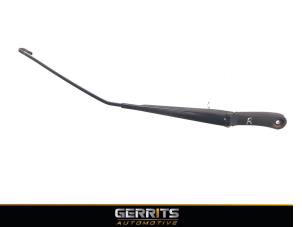 Used Front wiper arm Volkswagen Transporter T5 2.0 TDI DRF Price € 24,19 Inclusive VAT offered by Gerrits Automotive