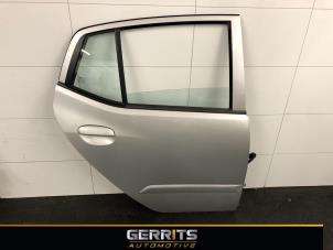 Używane Drzwi prawe tylne wersja 4-drzwiowa Hyundai i10 (F5) 1.1i 12V Cena € 124,99 Procedura marży oferowane przez Gerrits Automotive