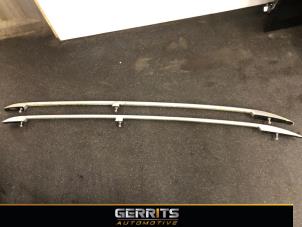 Used Roof rail kit Volkswagen Touran (1T3) 1.2 TSI Price € 164,98 Margin scheme offered by Gerrits Automotive