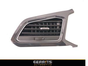 Used Dashboard vent Volkswagen T-Roc 1.5 TSI Evo BMT 16V Price € 43,98 Margin scheme offered by Gerrits Automotive