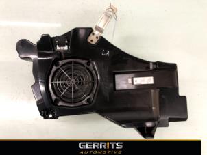 Used Subwoofer Audi A3 Sportback (8PA) 2.0 TDI DPF Price € 82,48 Margin scheme offered by Gerrits Automotive