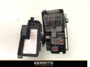 Used Fuse box Volvo S60 I (RS/HV) 2.4 D5 20V Price € 54,98 Margin scheme offered by Gerrits Automotive