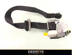 Used Front seatbelt, right Daihatsu Sirion 2 (M3) 1.0 12V DVVT Price € 49,99 Margin scheme offered by Gerrits Automotive