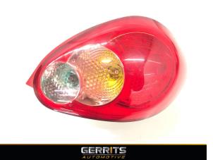 Używane Tylne swiatlo pozycyjne prawe Toyota Aygo (B10) 1.0 12V VVT-i Cena € 24,99 Procedura marży oferowane przez Gerrits Automotive