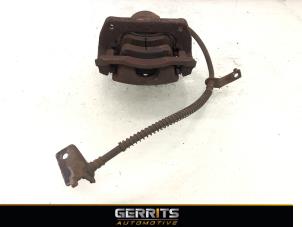 Used Front brake calliper, right Kia Venga 1.6 CVVT 16V Price € 38,48 Margin scheme offered by Gerrits Automotive