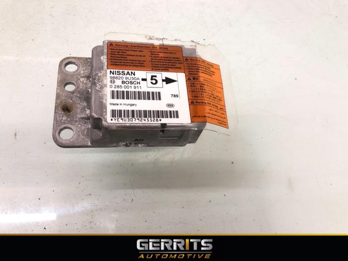 Airbag Module from a Nissan Note (E11) 1.6 16V 2008
