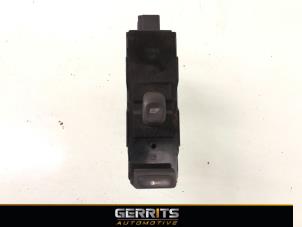 Used Electric window switch Volvo V70 (SW) 2.4 T 20V Price € 29,99 Margin scheme offered by Gerrits Automotive
