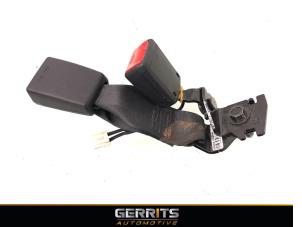 Used Rear seatbelt buckle, right Kia Ceed Sportswagon (CDF) 1.0i T-GDi 12V Price € 54,98 Margin scheme offered by Gerrits Automotive
