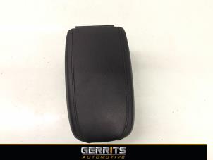 Gebrauchte Armlehne Kia Ceed Sportswagon (CDF) 1.0i T-GDi 12V Preis € 109,98 Margenregelung angeboten von Gerrits Automotive