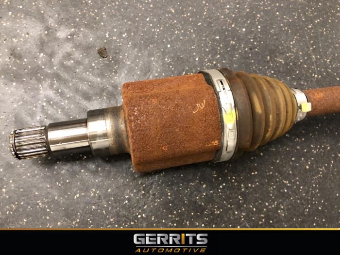 Front drive shaft, right from a Ford Focus 4 1.0 Ti-VCT EcoBoost 12V 100 2019