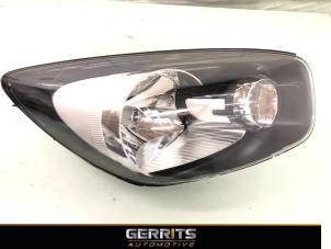 Used Headlight, right Kia Picanto (TA) 1.0 12V Price € 137,48 Margin scheme offered by Gerrits Automotive